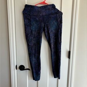 Lululemon Leggings - Polar Blue Multi with Pockets - Size 8